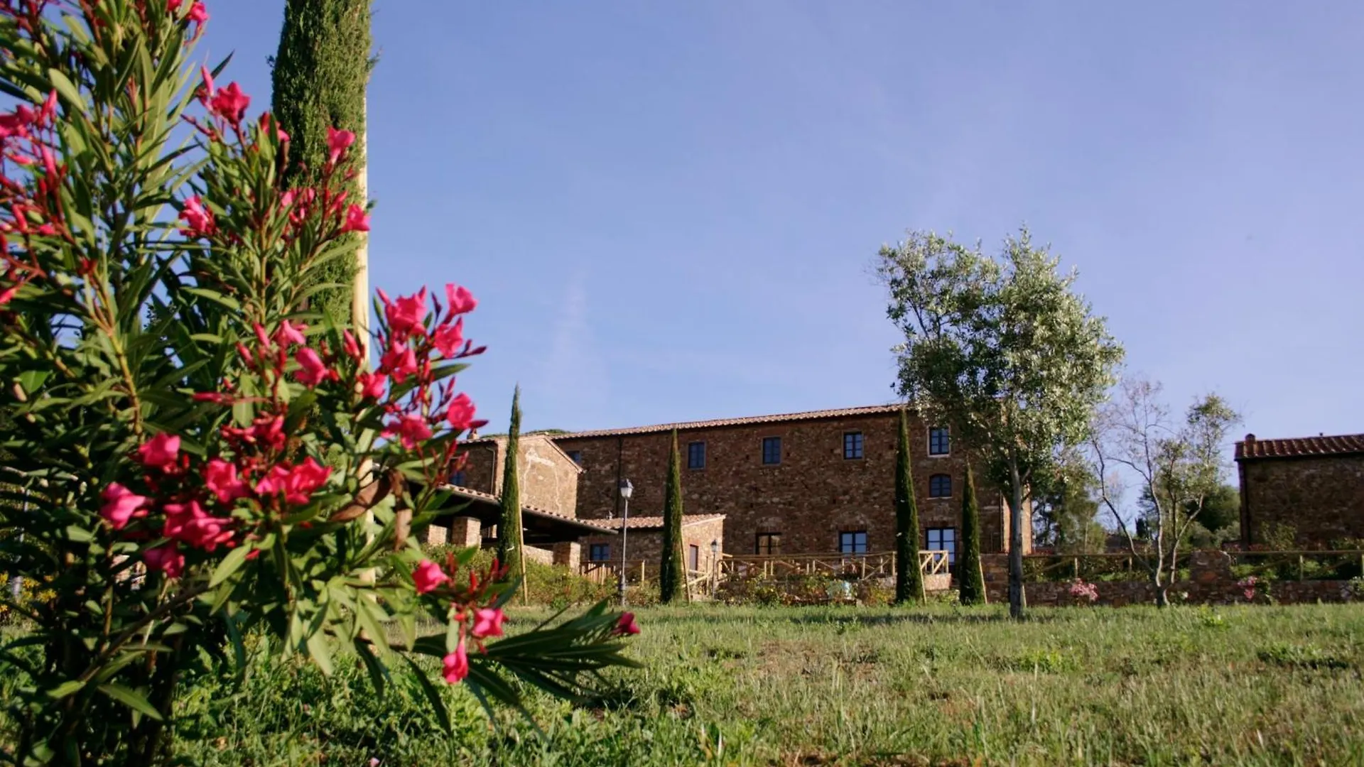 Antico Borgo Casalappi Aparthotel Campiglia Marittima